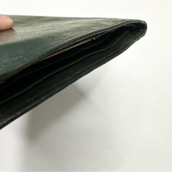 STUNNING FOREST/HUNTER GREEN CHANEL WALLET WITH COA - Picture 4 of 12